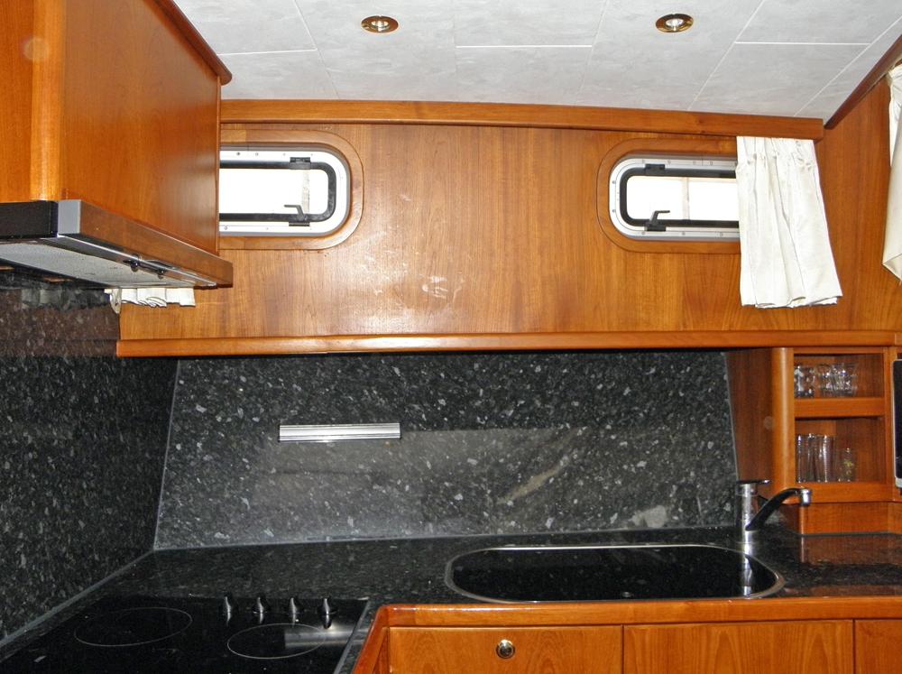 Fore ship, Accommodation